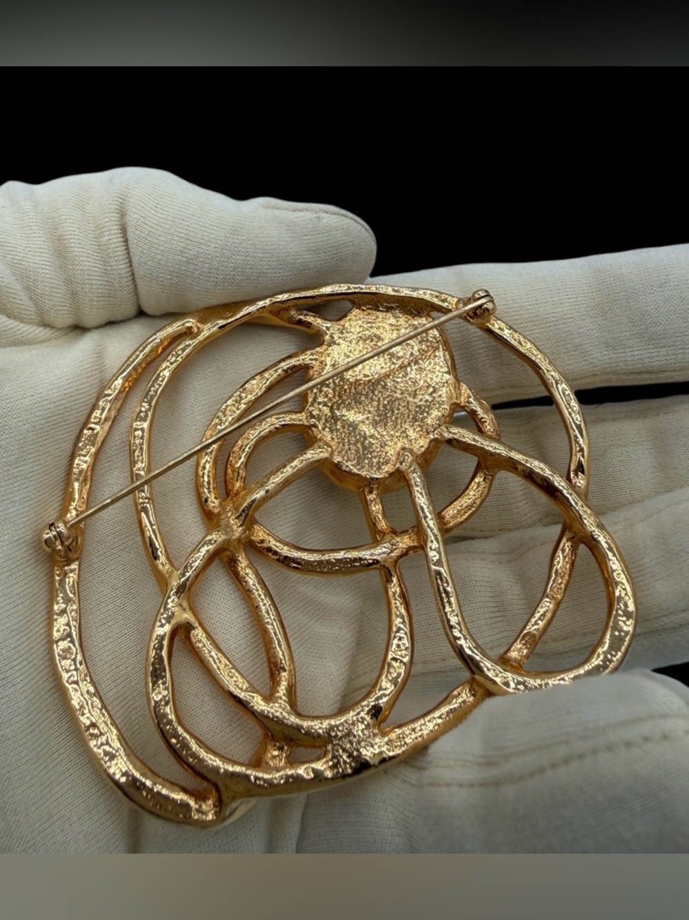 Vintage Avon “Golden Web” 1992 Gold-Tone Brooch & Earrings w/ Purple Cabochons - Picture 8 of 11